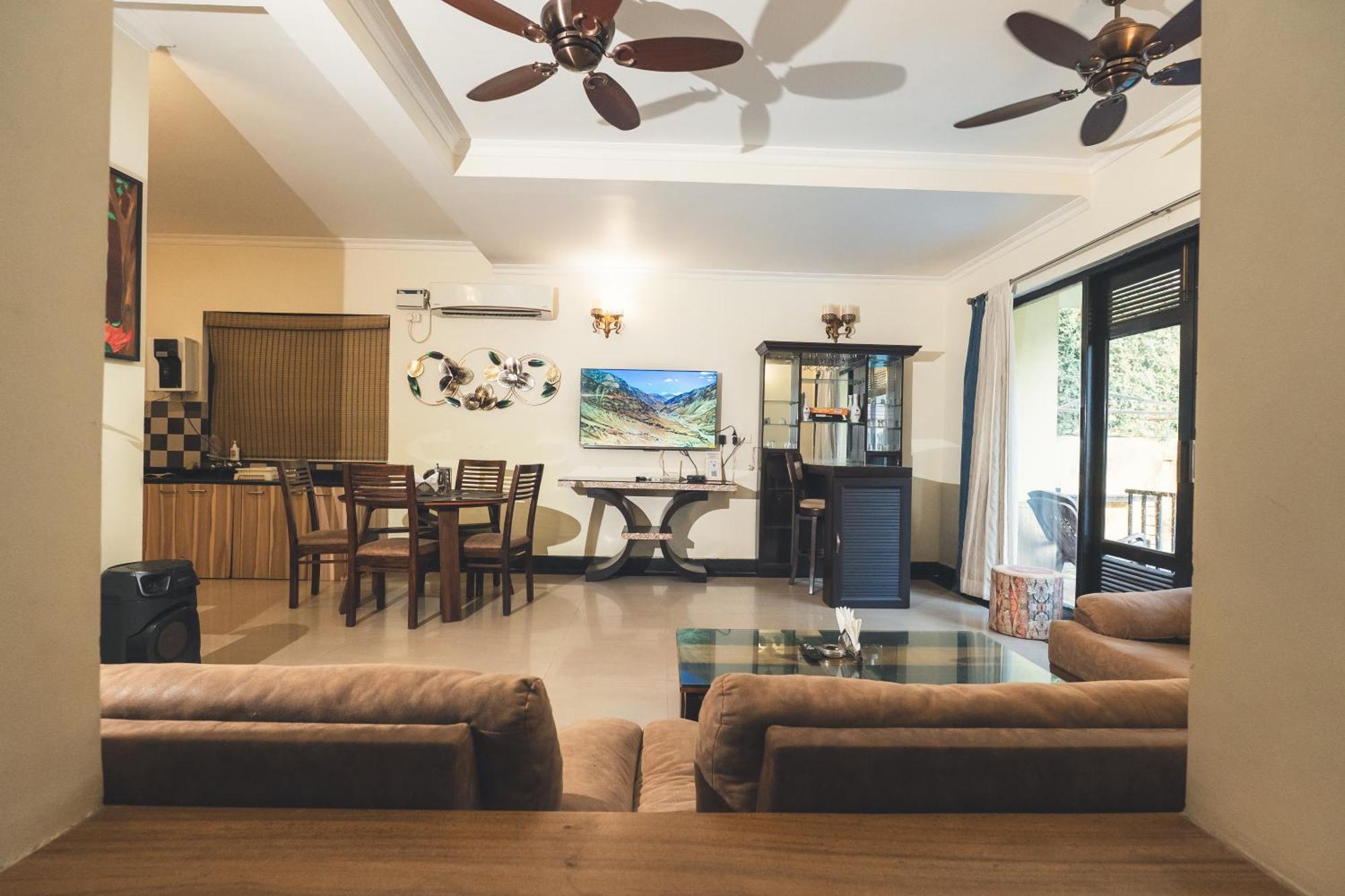 Villa M - Lagoon 4 Calangute 3Bhk Pool Facing, Breakfast Included Old Goa Exterior foto