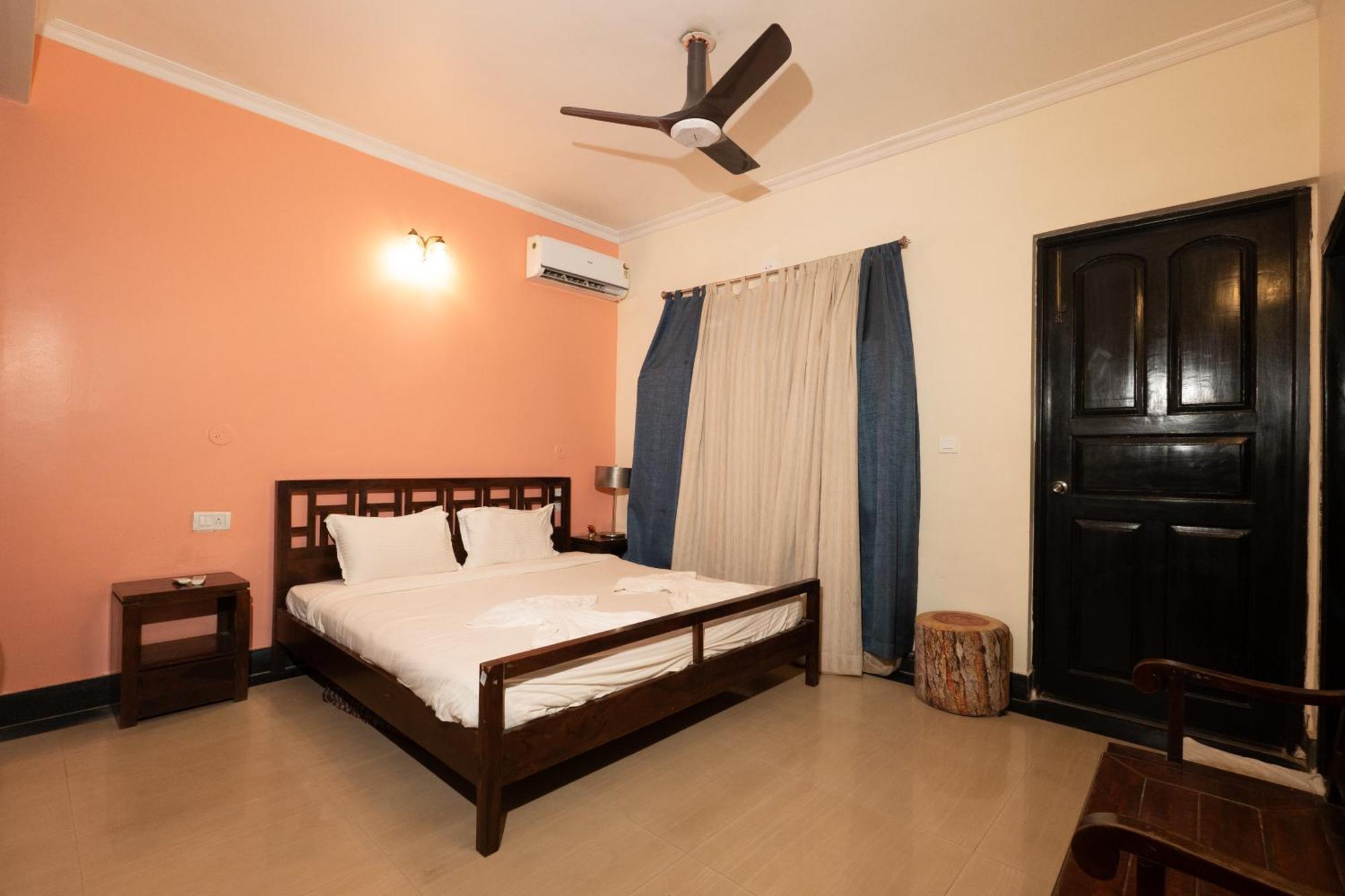Villa M - Lagoon 4 Calangute 3Bhk Pool Facing, Breakfast Included Old Goa Exterior foto