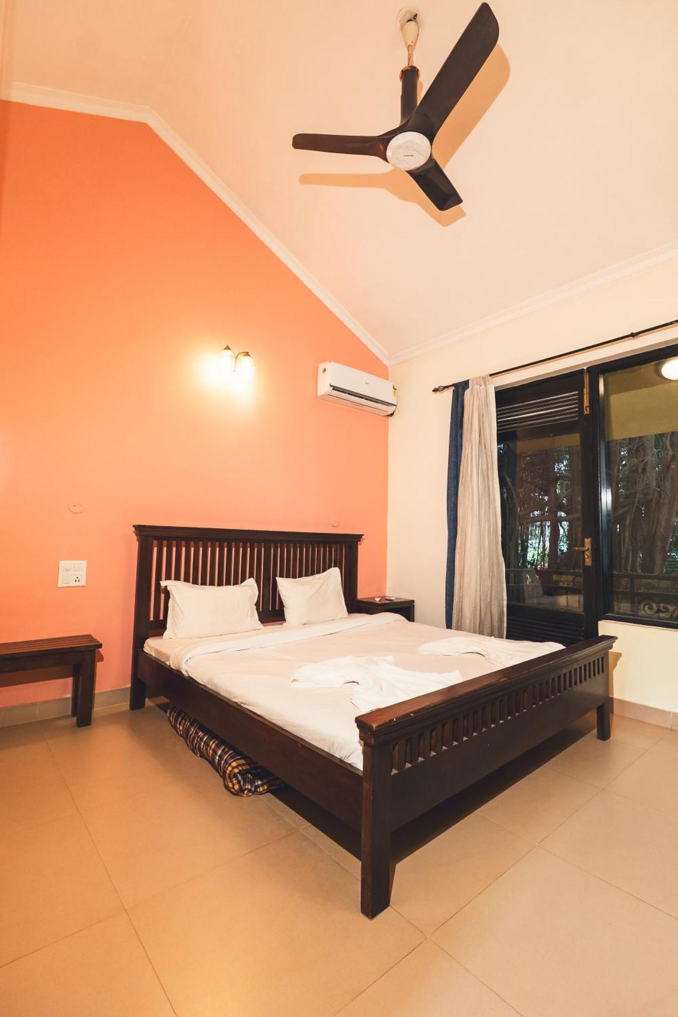 Villa M - Lagoon 4 Calangute 3Bhk Pool Facing, Breakfast Included Old Goa Exterior foto
