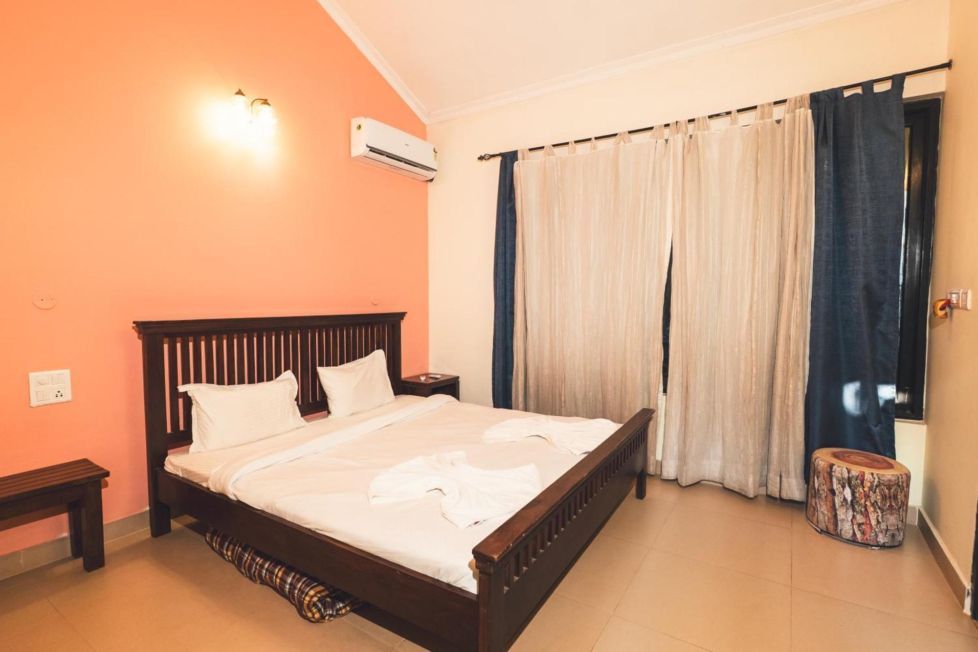 Villa M - Lagoon 4 Calangute 3Bhk Pool Facing, Breakfast Included Old Goa Exterior foto